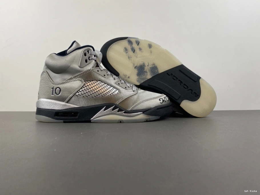 5 IO2038-001 (2025) (Women's) Retro Jordan  Wings 0309